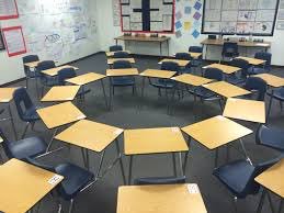 Super excited that tomorrow I will be visiting and recording a #socraticseminar in @KristinWarsaw class at RHS!! #academicdiscourse #RHSobserveme #fsusd #sharingteacherresources