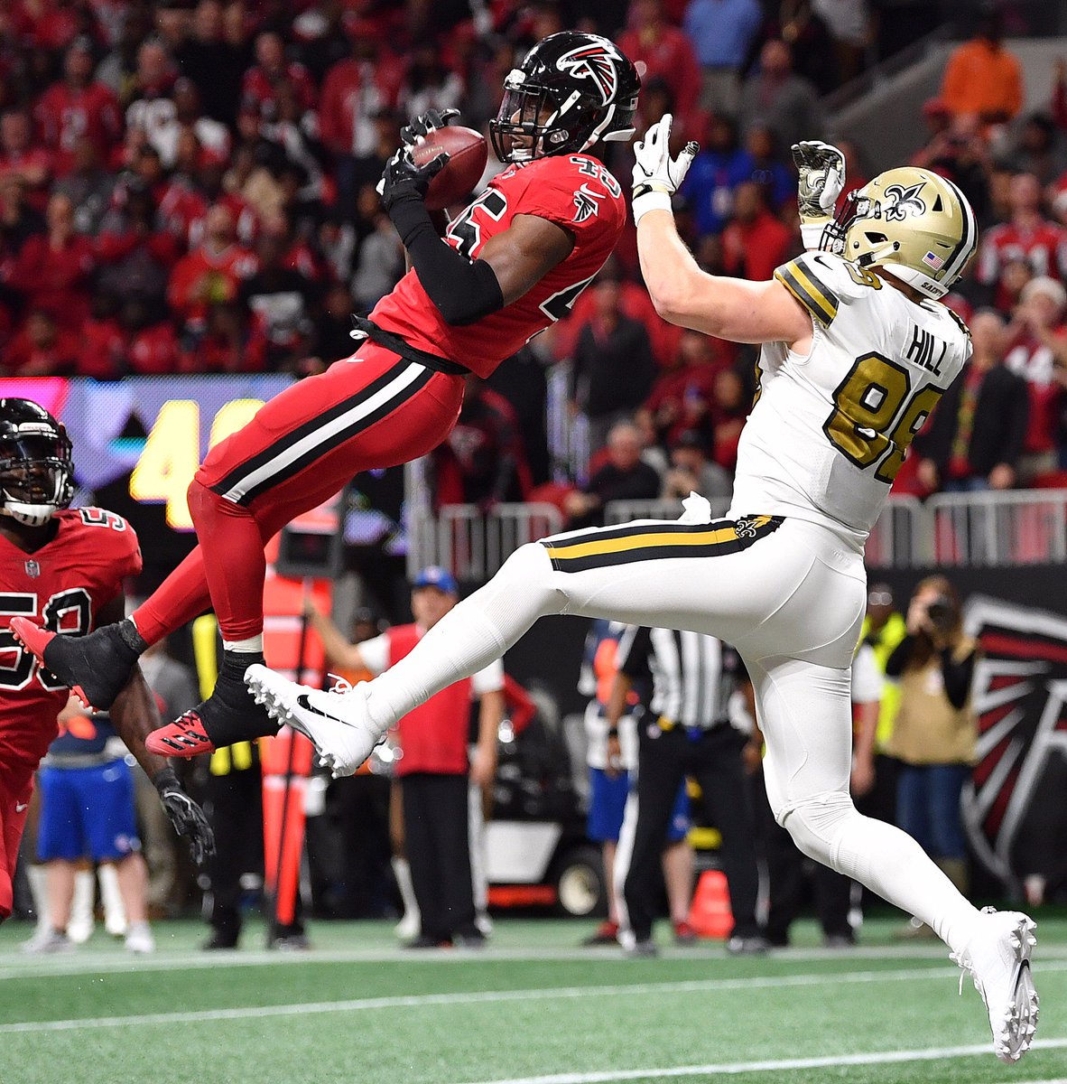 AtlantaFalcons's tweet photo. "The play" 

#InBrotherhood https://t.co/3mQmcMEGV9