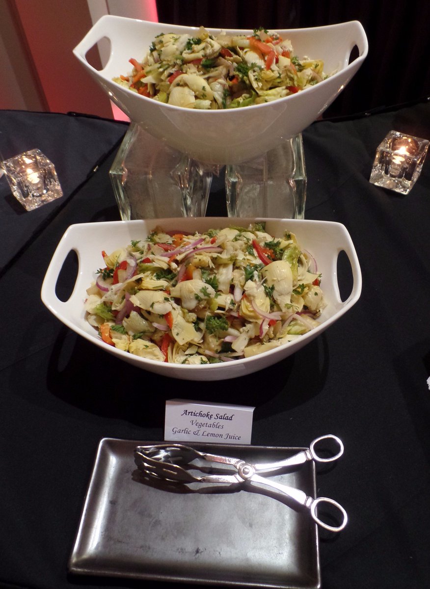 Lobby4You's tweet photo. The catering at @ReaganITCDC was top notch! @DowntownDCBID Momentum Awards. #reaganbuilding #celebrate #downtowndc #vip #event #awards https://t.co/gG0WIuLif0