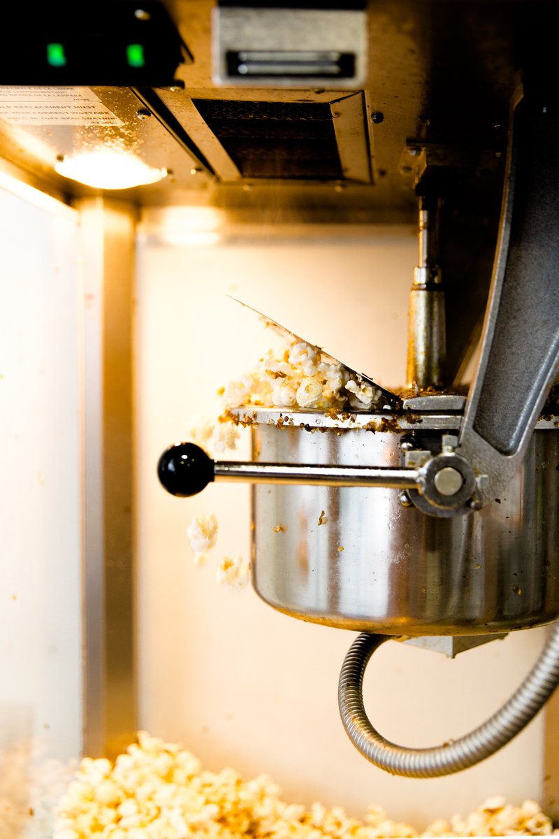 The smell of fresh popcorn! Joanne from @westcoastgourmetsnacks prepares another batch of delicious popcorn at @commissary_cnct. If you’re looking for a unique holiday gift, check out our holiday gift box which contains a bag of Joanne’s popcorn and a variety of other goodies!