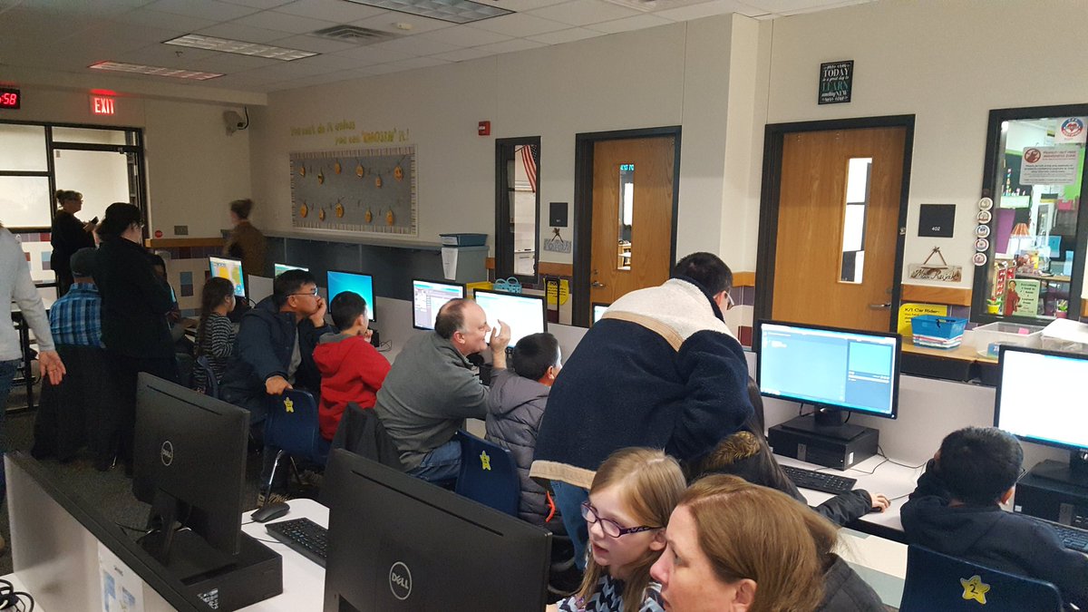 sew1080's tweet photo. Look at all these kiddos teaching their parents about coding! #familycodingnight #hourofcode #friscofutureready https://t.co/8CCxhps629