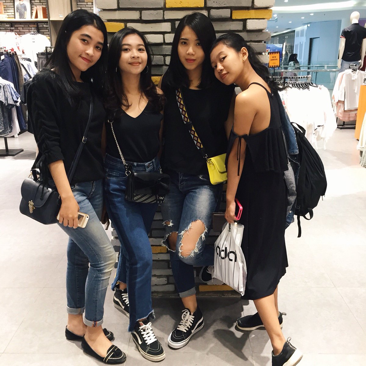 NPAdevinaputri's tweet photo. https://t.co/2N6ael26RT