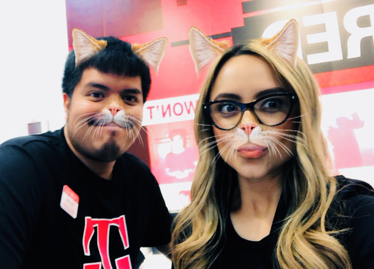 MsMarieDotCom's tweet photo. I love #selfie #filters 📸 What about you? #HTCU11Life https://t.co/26IpMeDyxU