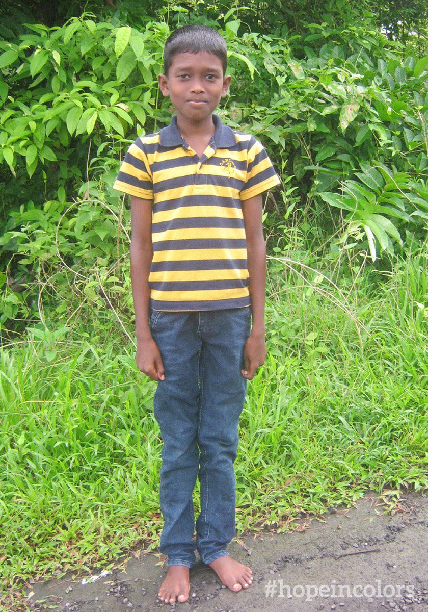 GFAWorld's tweet photo. This is Nadeem, and he’s 12 years old. Nadeem drew this Christmas scene for the annual Colors of Hope drawing competition! He likes math and enjoys playing cricket. #hopeincolors #Christmas #hope https://t.co/m9qmutEOhm