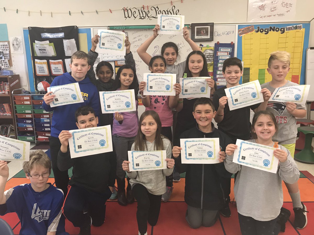 ValB232's tweet photo. Hour of Code! Mrs.B Math Classes got to explore some coding projects in honor of Computer Sci. Week #bps #bpsMemorial https://t.co/xcbu5gIdqP