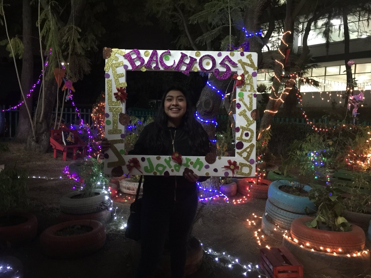 montserratt0012's tweet photo. #Bacho5
#Jardinfilosofal
#Navidad2017
#SEP https://t.co/WEnFN2WIow