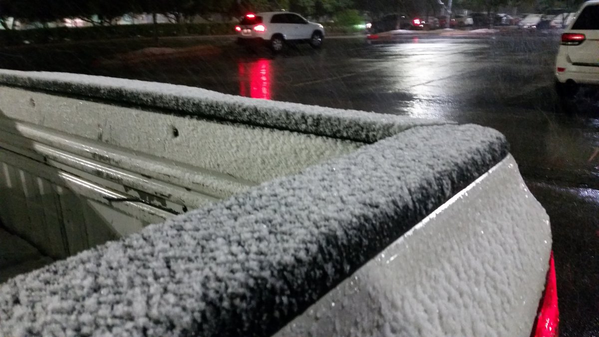 TimSerewicz's tweet photo. I survived the blizzard of '17 in Austin. :-)  #atx #NoOneCanDrive in #snow here. #CouldHaveWalkedFaster https://t.co/8a6BclXTYI