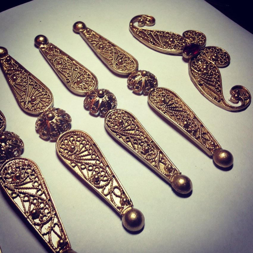Sausruqo's tweet photo. #Circassian #Garments
#CircassianGarment
#CircassianGarments
#CircassianItem
#CircassianItems https://t.co/jbCspUf1mD