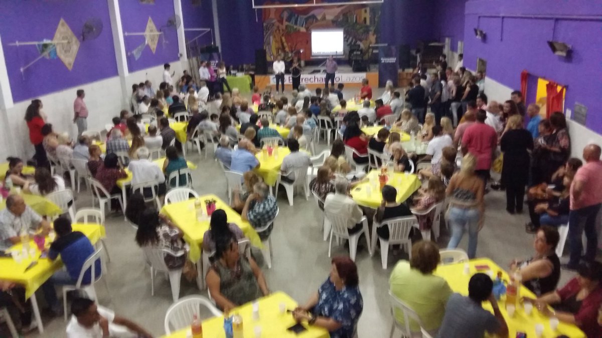 javierdelamuni's tweet photo. Disfrutando de la compañia de todas las entidades de Campana. https://t.co/KF5X7XA9d0