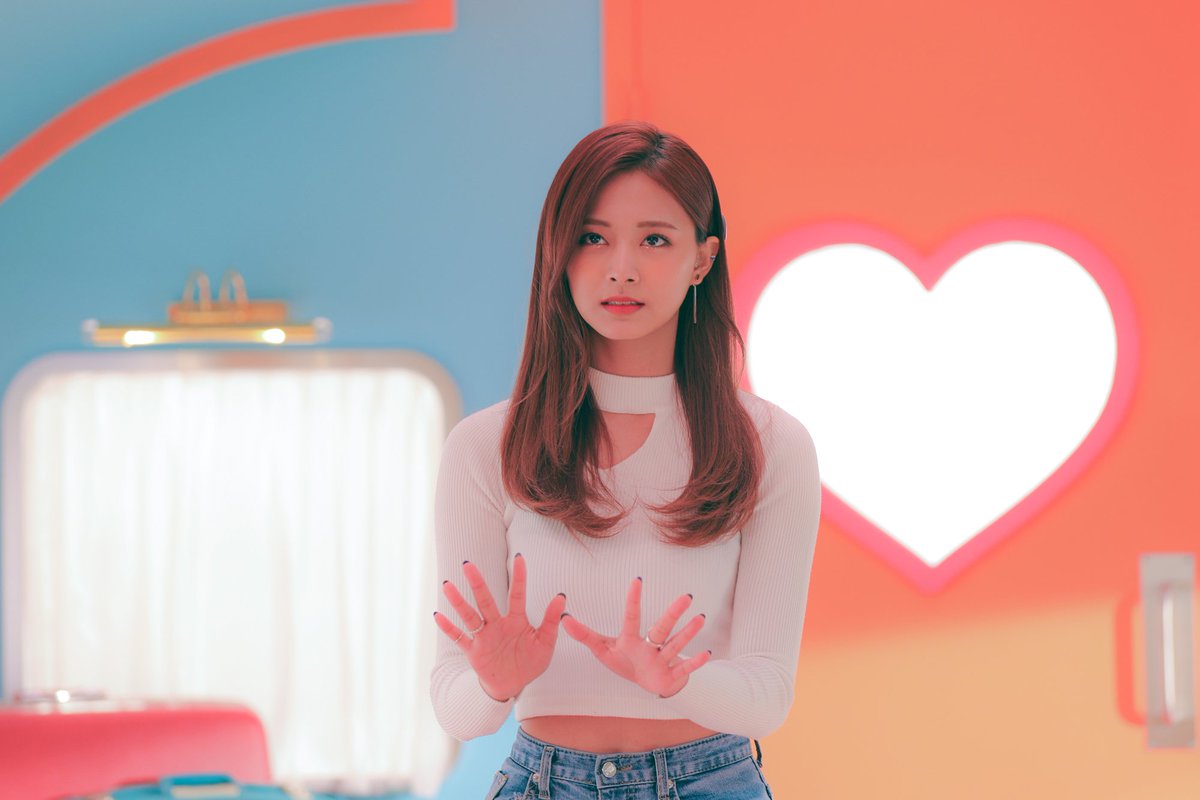 Tzuyu World No Twitter Pic 1718 Naver Starcast Heart Shaker M V Behind 1 T Co Xqm7m9sdbf Tzuyu 쯔위 子瑜 ツウィ Twice 트와이스 T Co Sxgbii6cjq Twitter Tzuyu World No Twitter Pic 1718 Naver Starcast Heart Shaker M V Behind 1 T Co Xqm7m9sdbf Tzuyu 쯔위 子瑜 ツウィ Twice 트와이스 T Co Sxgbii6cjq Twitter