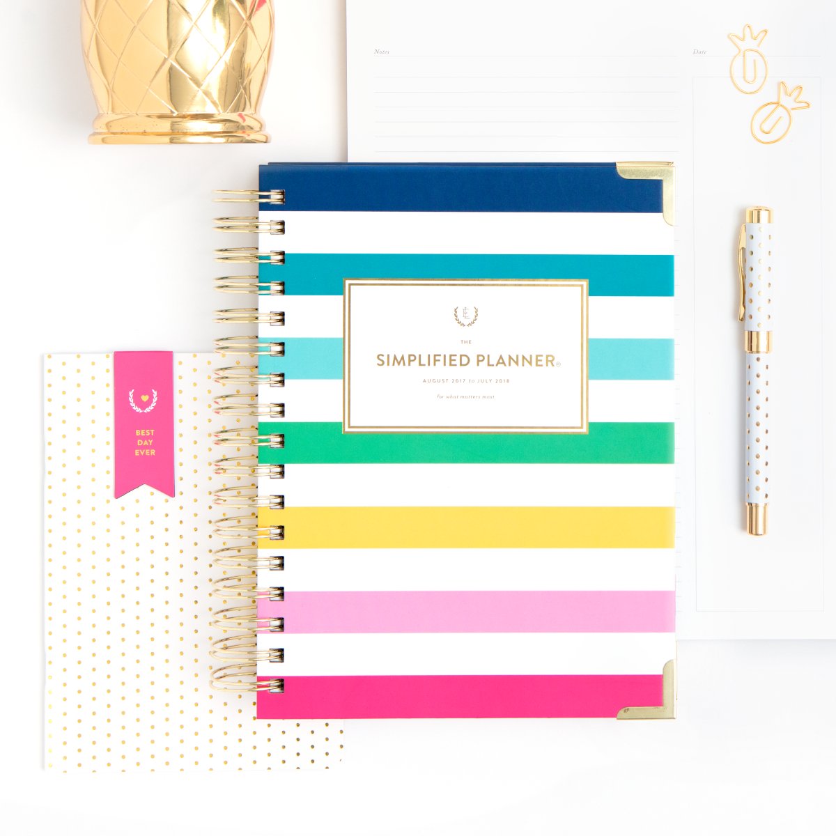 Stay organized in 2018 with the Simplified Planner by <a href="/EmilyLey/">Emily Ley</a>. With several super cute designs, and a daily or weekly layout option, there’s something for everyone. Hurry... order by December 13 for Christmas delivery. See them all here: ow.ly/nyIx30h5CIA #planner