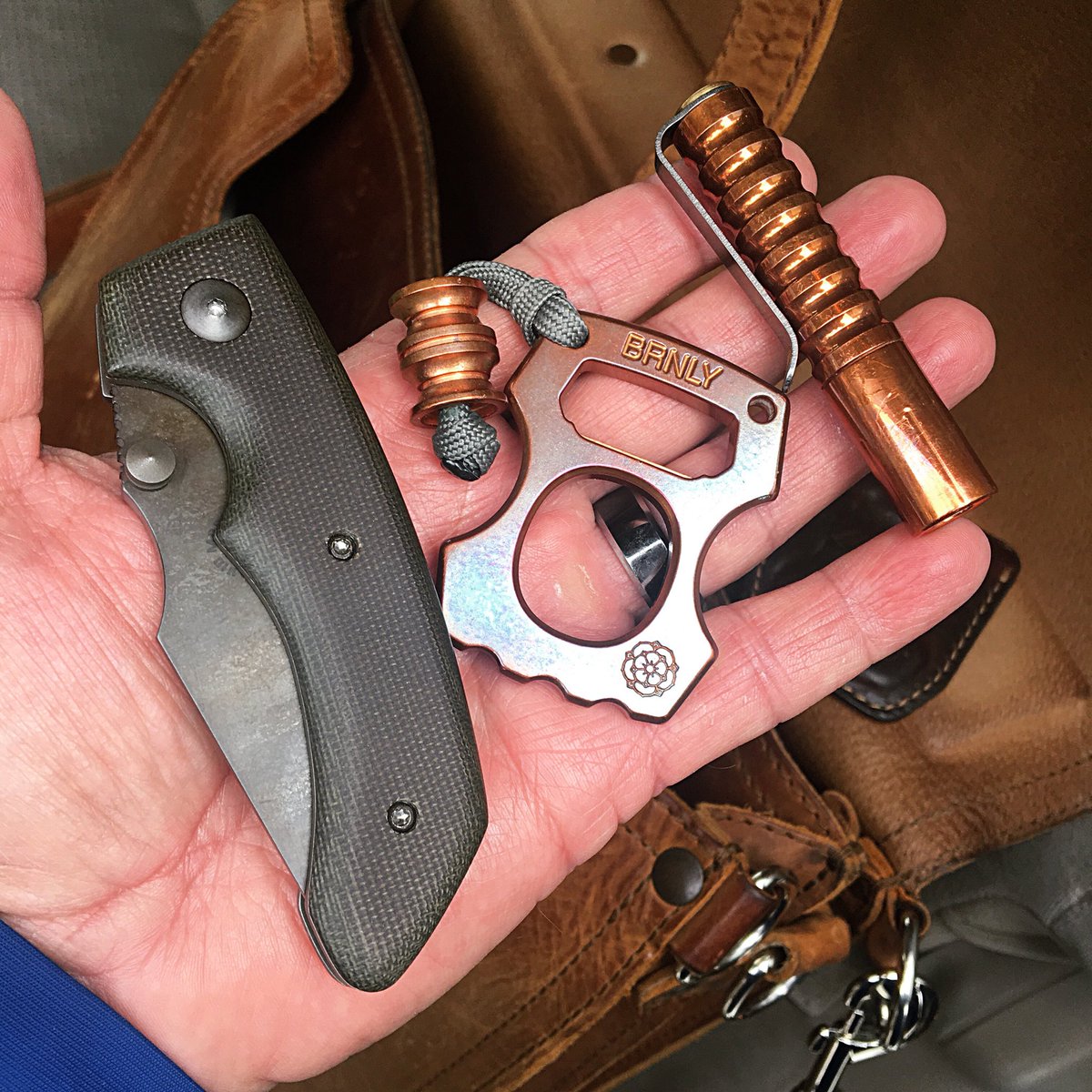 KevinCo55931013's tweet photo. Today’s work carry-
#dmknives https://t.co/YGsxEh5fmz
