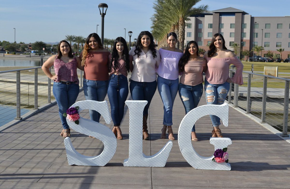 annarosesc's tweet image. Welcome to Gammaland Hermanas! Time for the real work to begin 💜💗 #beowtneos #FA17 #GSMAR
