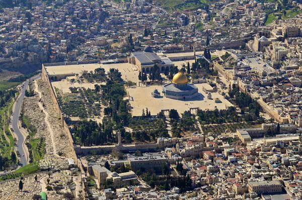 YassinElAndalus's tweet photo. Al Aqsha Tidak Dapat Dibagi
Yerussalem Ibukota Palestina

#JerusalemIsTheCapitalofPalestine 
#HandOffJerusalem https://t.co/weAW4USn47