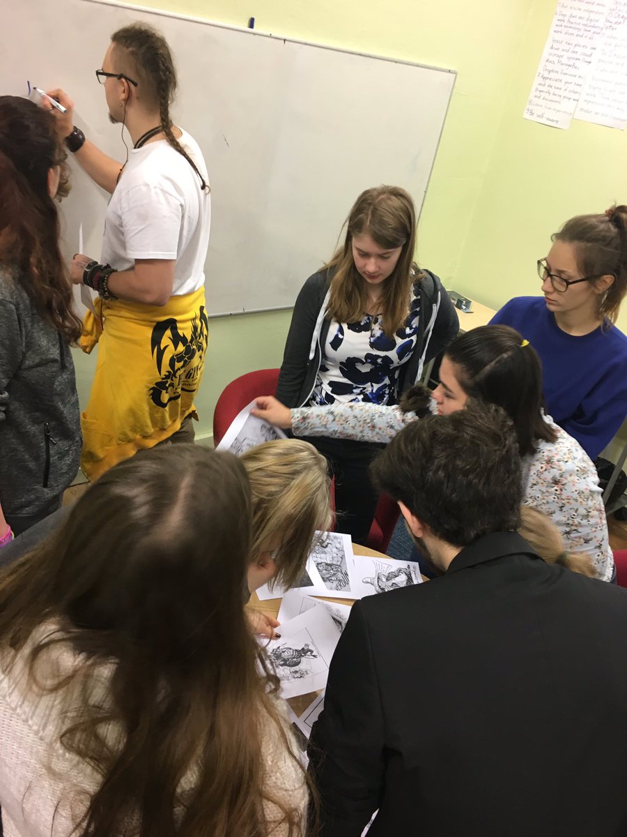ISEstonia's tweet photo. DP 1 & 2 working together to create an interactive timeline of WW1. #gamification #dphistory https://t.co/uIM2nzsKaa