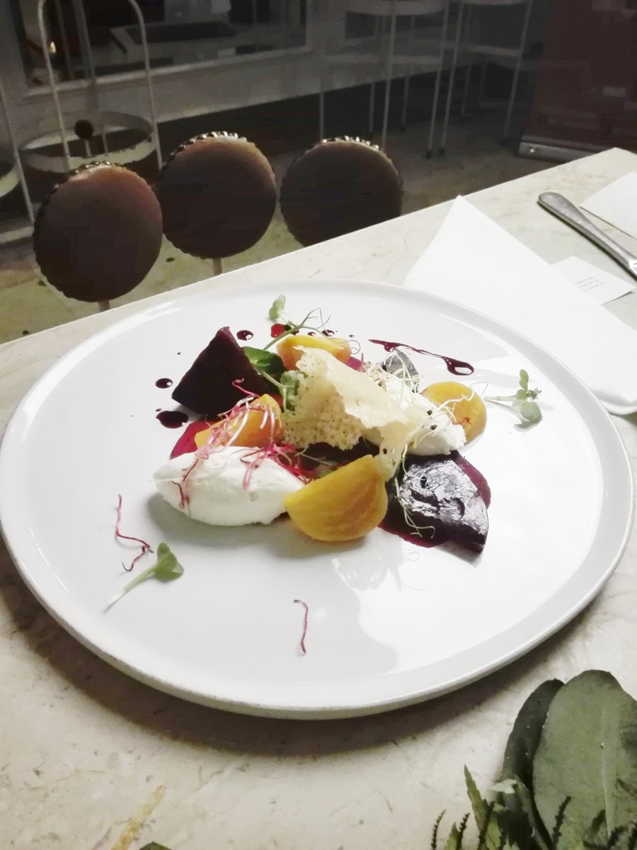 FashionJazz's tweet photo. Insalata Caprese, Calamari, Beetroot Carpaccio and the Spinach and Ricotta Ravioli were so good last night at the @GiuliosCafe #VIPMediaLaunch especially when paired with @Deetlefs_Wine ππ·π·π΄ #deetlefsmoment #GiuliosCafe https://t.co/P5M8yqPUwF