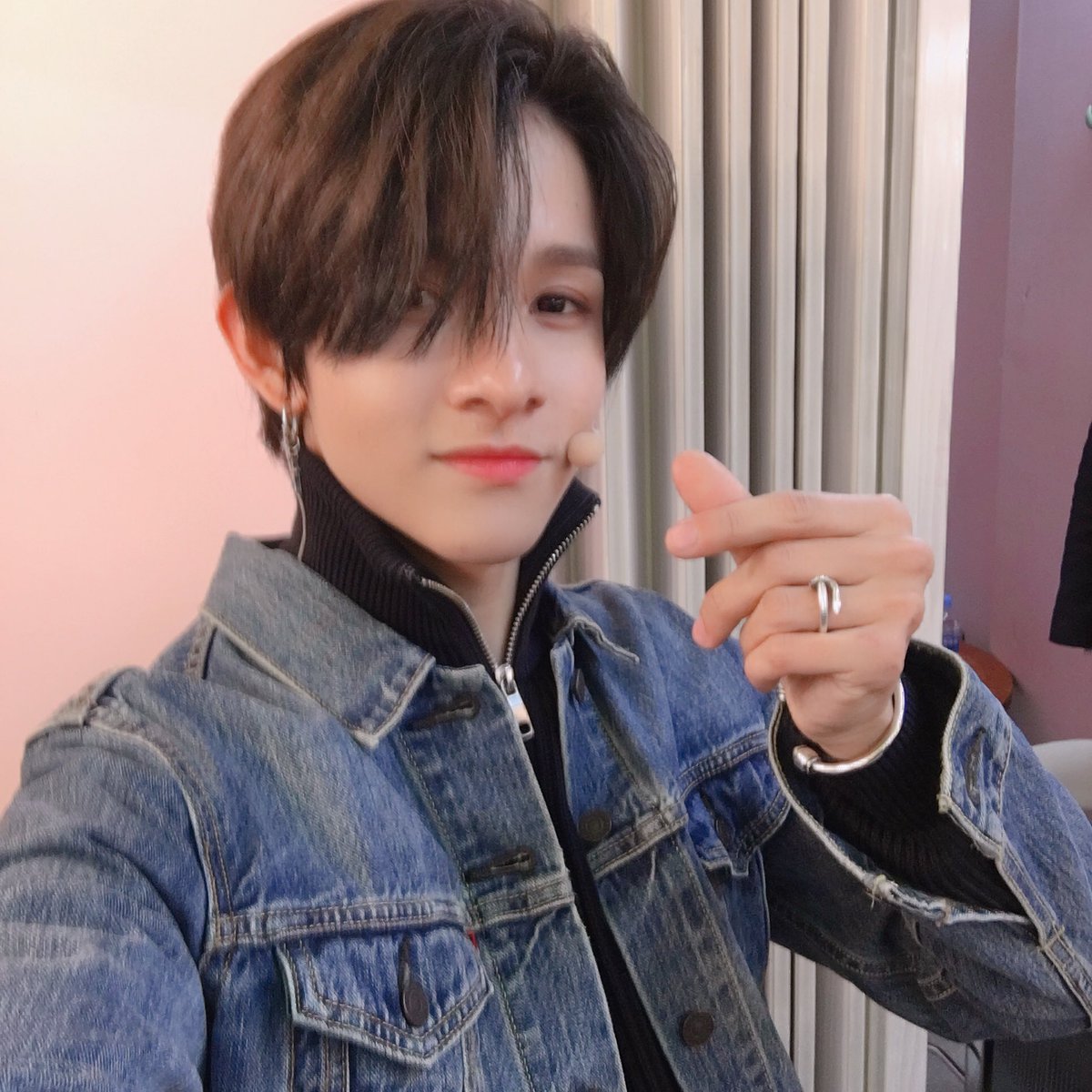bravepunch_'s tweet photo. 171208 #심플리케이팝 #캔디 무대 완료!❤
역시 우리 가넷 응원소리 짱짱 최고에요💪
늘 한결같이 응원해주는 가넷 정말 감사합니다! 곧 다시 만나요💎💖
#Samuel #사무엘 #Candy #가넷 #Garnet https://t.co/mJio3M8VW5