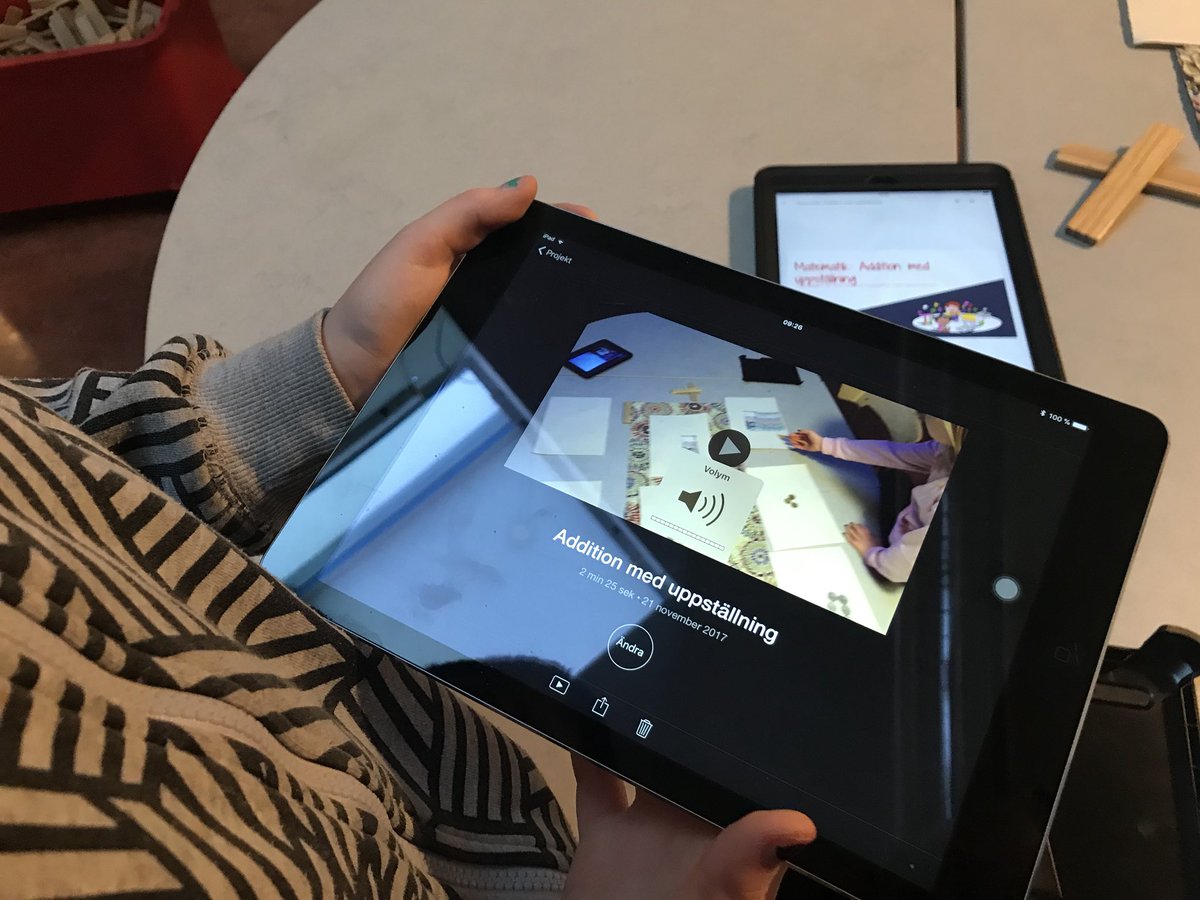 Jossanna's tweet photo. Förmågan att arbeta med uppställning på olika sätt. Vi använder bland annat siffror, pengar, plockisar, iMovie och övningar i #nearpod för att öka förståelsen. #2brun #runbacka #elevinflytande #solskol https://t.co/1xeTQExX5z