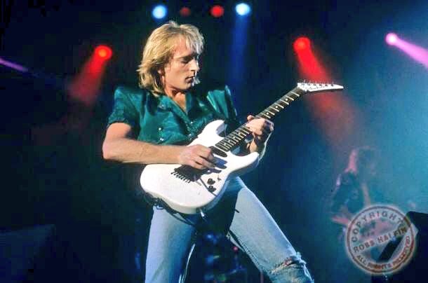 Happy 60th Birthday to the maestro Phil Collen.  Still shredding as good as ever in 2017. 