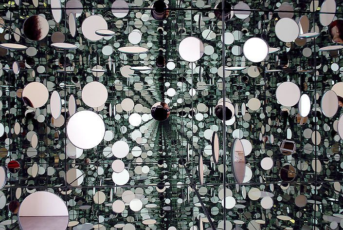 Japanese artist Yayoi Kusama, The Passing Winter, 2005 #womensart