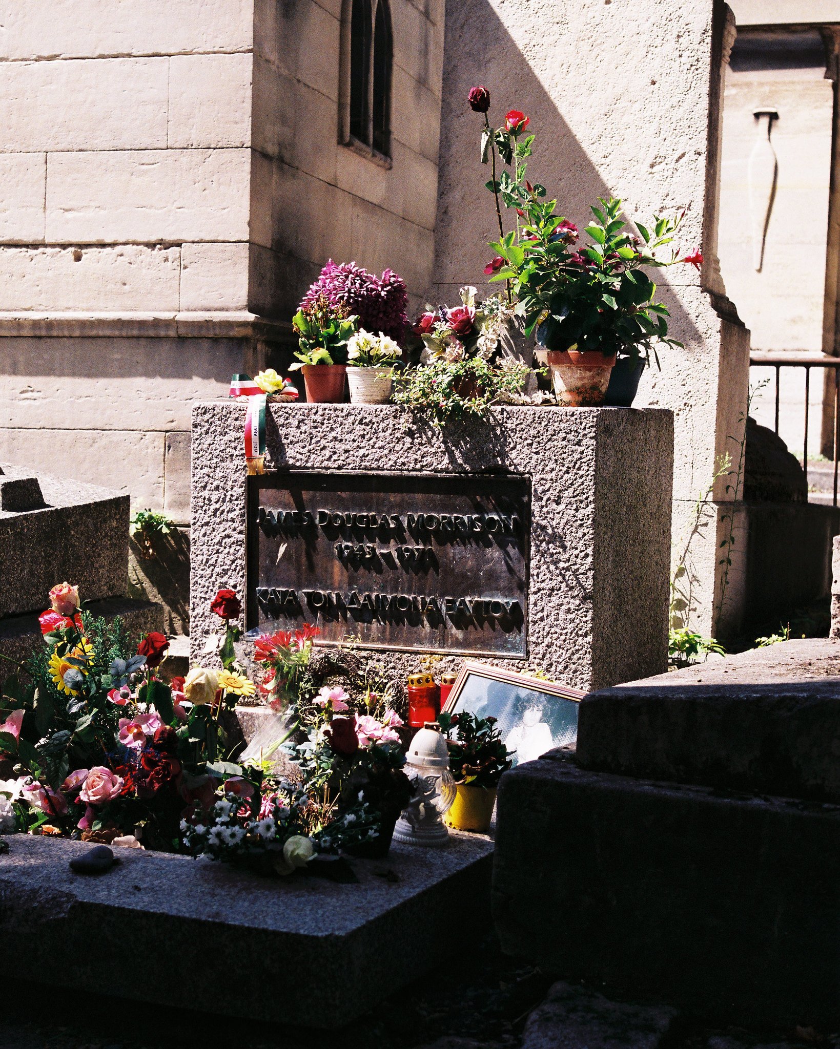 Happy birthday to Jim morrison. Glad I had the chance to visit your tomb. Rest easy lizard king. 