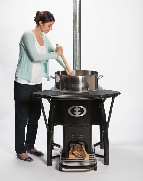 Goedkoop #glühwein ,#soep of #worst verwarmen tijdens de #kerstmarkt of het #schaatsevent? Geen gas of stroom. Alleen enkele stuken hout. RVS 100 lt. pan met grote #rocketstove van #envirofit. Nog 5 stuks uit 2016 van 1.500,00 voor 650,00 euro. 
 ow.ly/TJkU30h5Lmt