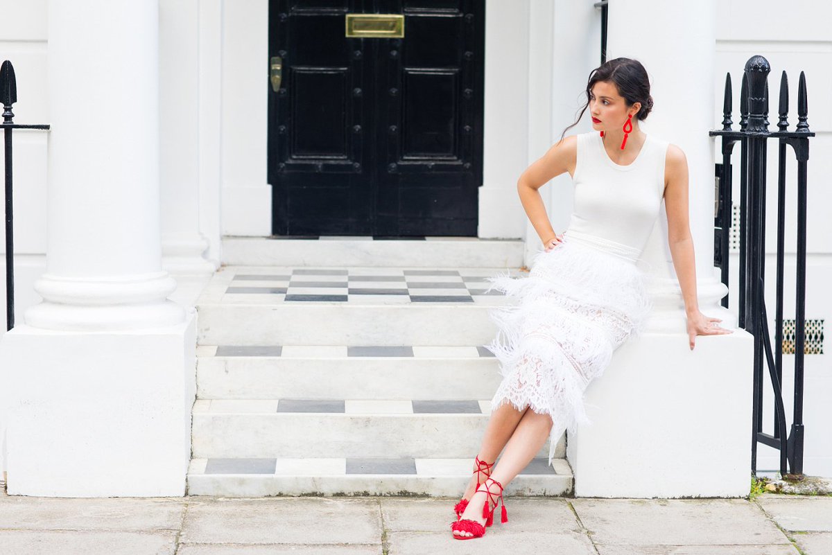 LittleGateLink's tweet image. A feature article on The Lost Executive on the travel habits of London's top influencer  @peonylim
 @LostExecutive  as she lives her best luxury life! #Style #fashion #blogger #RT ow.ly/shLj30h4KlT