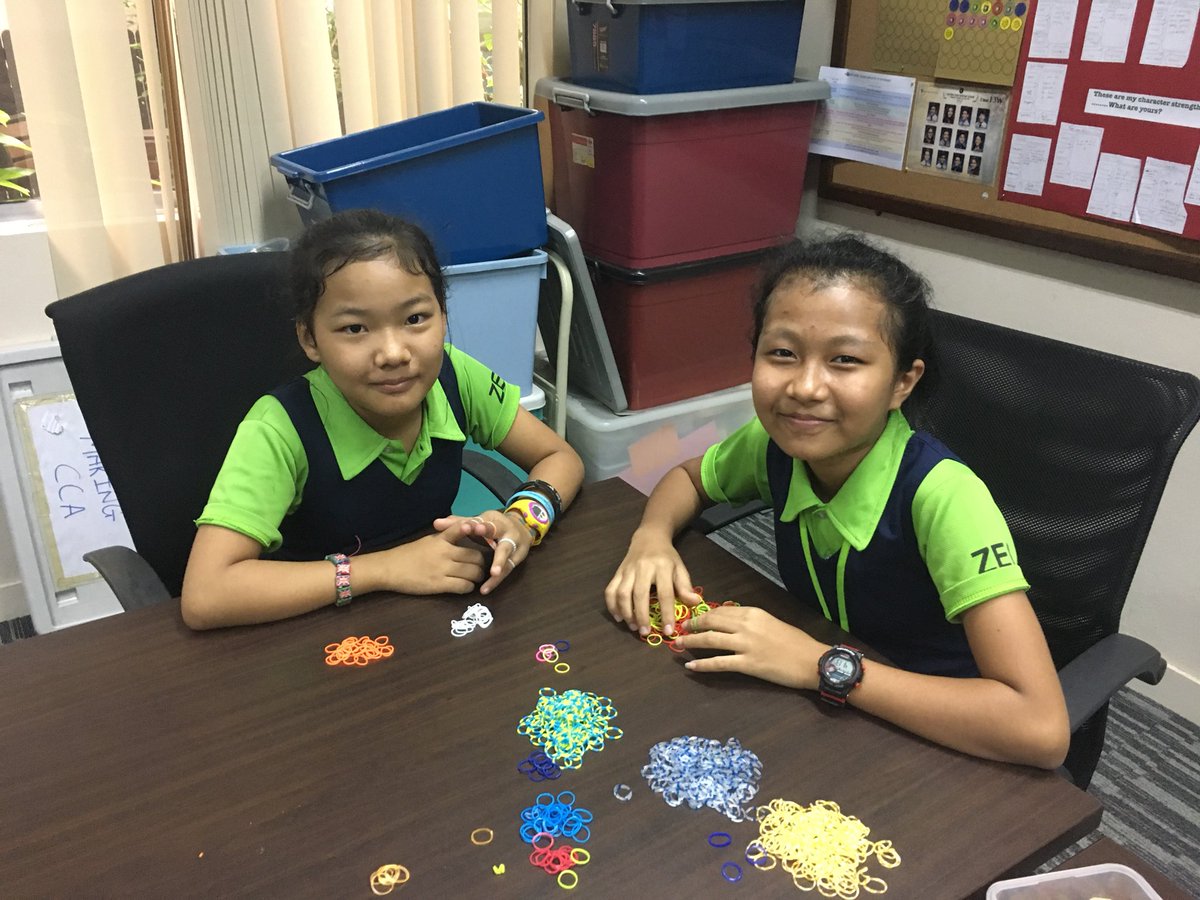 GIS_Transition's tweet image. Having a great time in the refugee christmas party!🎄Thank you so much @ActionGis for all the hard work put into this as well for the other strands helping!❤️ #GisLearning