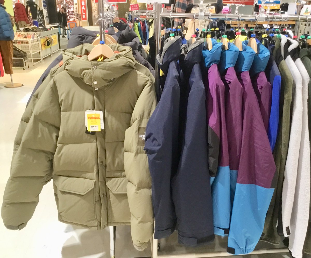 石井スポーツ公式 登山 アウトドア على تويتر 越谷レイクタウン店 閉店セール商品 ノースフェイスの Triclimateシリーズ Zi Versa Mid Jacket が店頭に並びました 出ているカラー サイズだけになります お求めはお早めに 石井スポーツ公式 登山 アウトドア على تويتر 越谷レイクタウン店 閉店セール商品 ノースフェイスの Triclimateシリーズ Zi Versa Mid Jacket が店頭に並びました 出ているカラー サイズだけになります お求めはお早めに