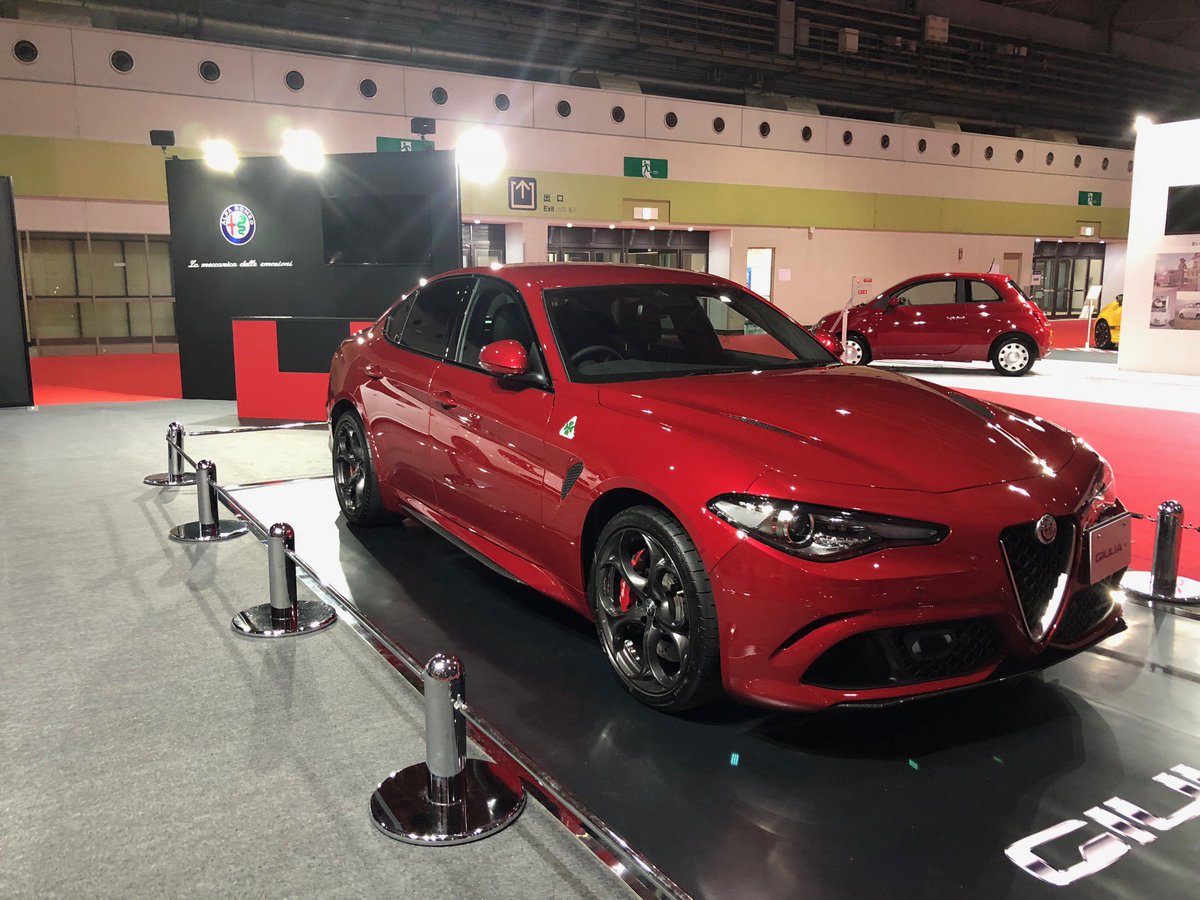 アルファ ロメオ Auf Twitter 本日開幕の大阪モーターショーにalfa Romeoも出展中 展示車両はgiulia Quadlifoglio Giulietta Veloce 4c Spiderとなります 開催は11日 月 まで ぜひご来場ください アルファロメオ 大阪モータショー T Co Xkgs2rgtsr