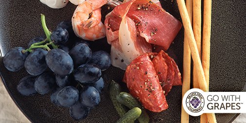 GrapesfromCA's tweet photo. It's no secret that 🍇 #GrapesfromCA pair perfectly with a variety of meats and 🧀 cheeses. #GoWithGrapes to add a healthy bite to an #antipasto plate. https://t.co/kAcGnUq2nf