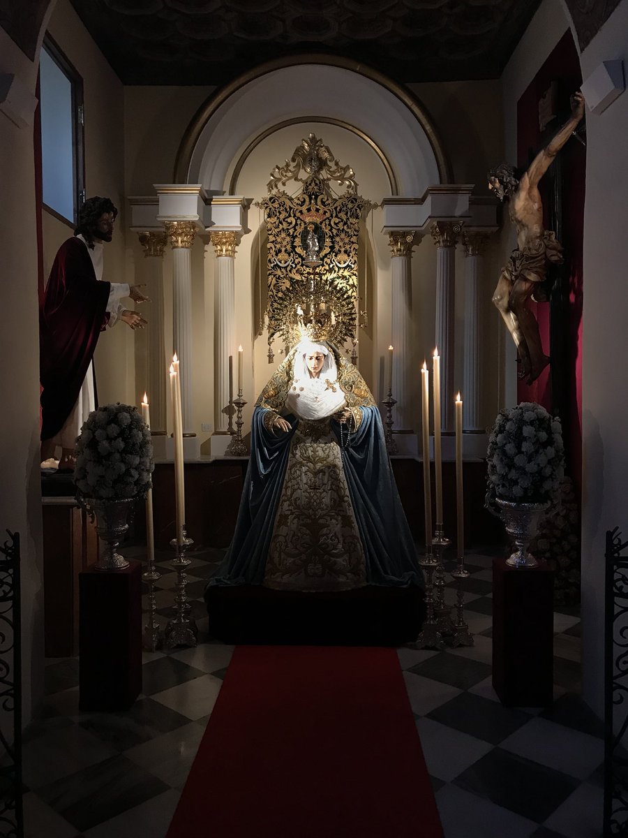 Imágenes del devoto #besamanos a “Ntra. Sra. de la Esperanza” con motivo de la #FestividaddelaInmaculadaConcepcióndeMaría <a href="/bazasemanasanta/">semanasantadebaza</a> <a href="/Esperanzabaza/">Grupojoven esperanza</a> @CofradiaDeAnd