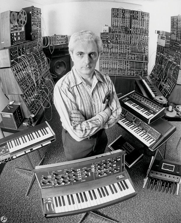 reaktorplayer's tweet image. Dr Robert &amp;amp; His Modular Moogs (SOS) : goo.gl/Fu5UVS  The modular systems that provided the basis for nearly all modern synths.