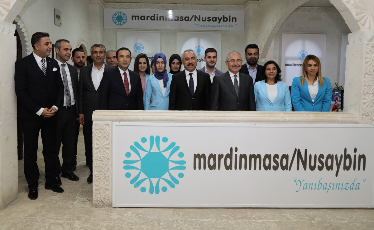 İçişleri Bakan Yrd. <a href="/mehmetersoy57/">Mehmet Ersoy🇹🇷</a> ,Vali/Büyükşehir Belediye Başkan V. <a href="/MustafaYMN/">Mustafa Yaman</a> Nusaybin Belediyesi'nde.