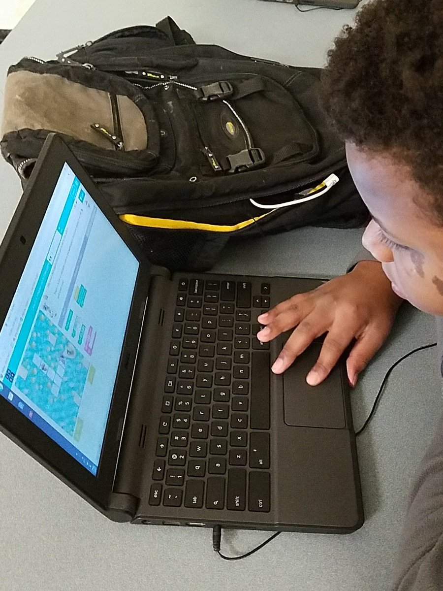 OMS_CTECHARGERS's tweet image. CS is for every student. Ms. Lee's homeroom/resource class. #CSequity #PowerofCodeOCS #HourOfCode2017 #CSEdWeek2017photos @CWSMS_STEM @OrangeCoSchools @OCSCTE