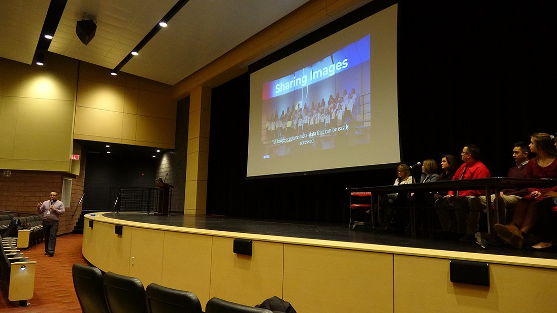 Horizon_Elem's tweet photo. Thank you to our panelists (especially our insightful students Jaden, McKenna &amp; Miranda) &amp; everyone in attendance @PewaukeeHS for a great @ScreenagerMovie &amp; discussion on navigating our digital world together! Get resources here https://t.co/AYAMhsPrs1 https://t.co/KjV7fSzfBD
