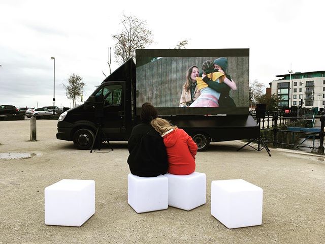 blasttheory's tweet photo. This October thousands of people across #Hull saw the #its2097 sci-fi films at pop-up screenings – from town centres, car parks, fairs + housing estates – we go to unexpected places to make our work accessible to everyone. Find out more #OurFriendsElectric https://t.co/kP51EVHcdI https://t.co/IO7uZvKusK