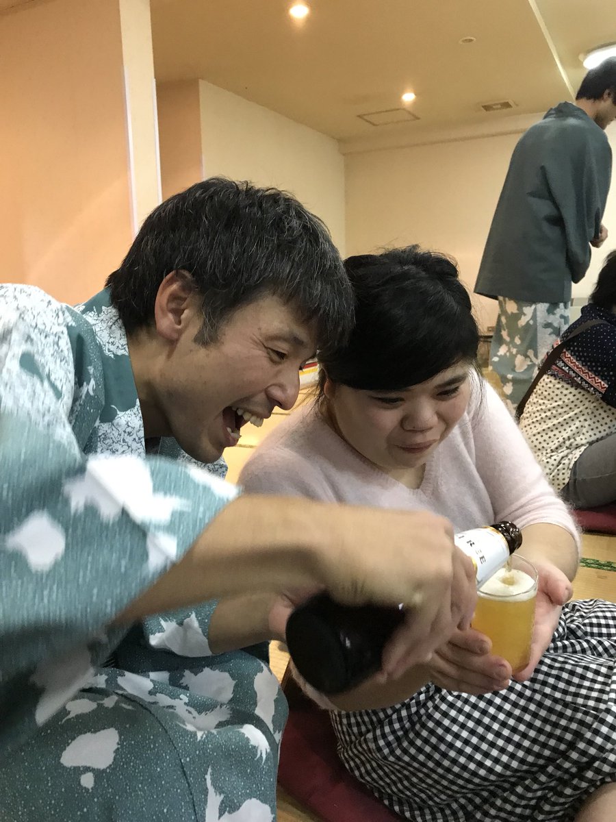 Twitter पर ゆうび小さな学園 恒例の大宴会 豪華料理でお酒も進みます