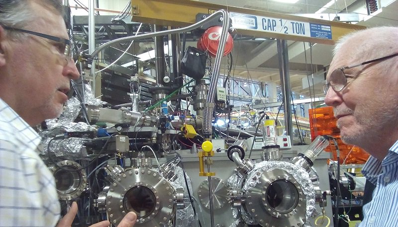 Smashed smartphone screens could be a thing of the past, thanks to a new discovery by <a href="/AberPhys/">Aber Uni Physics</a> researchers aber.ac.uk/en/news/archiv…