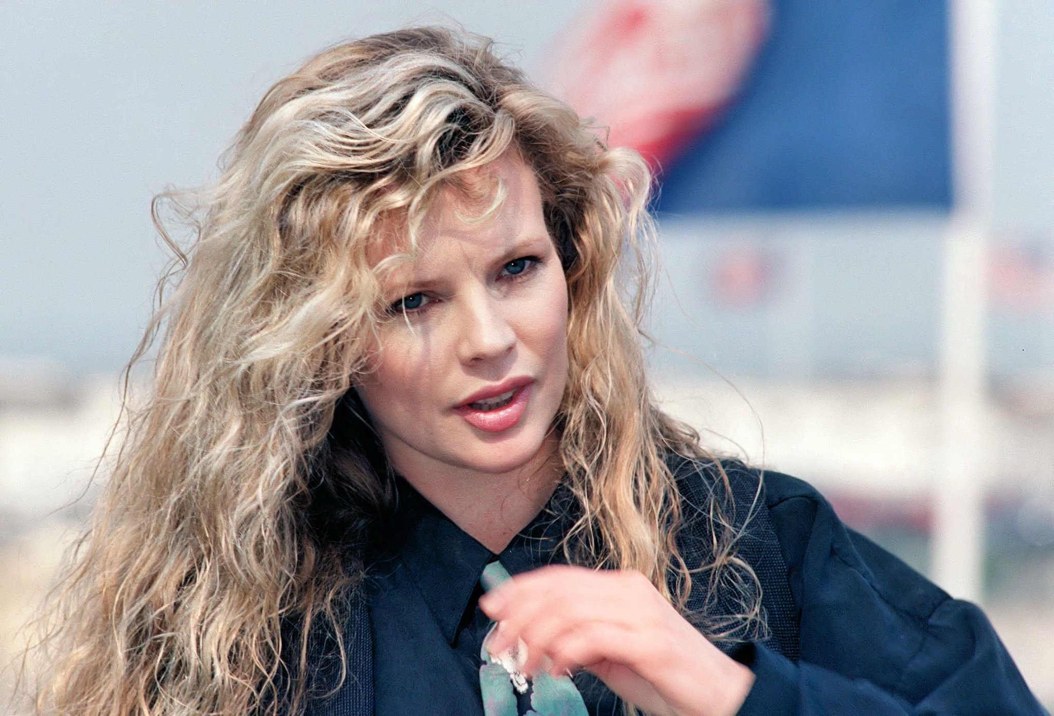 Happy birthday, Kim Basinger! Call the show this morning. 888 WIND FM 2 And thank you! 