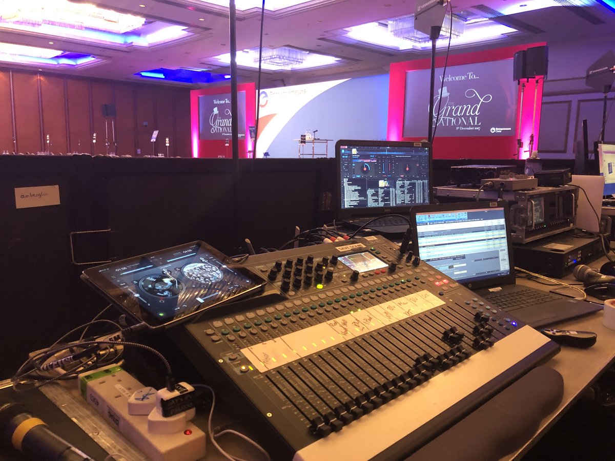 IsteadAV's tweet image. While you’ve been sleeping, we’ve been setting up! Nice early start on this cold &amp;amp; frosty morning 😅❄️ #Bottysec #eventprofs