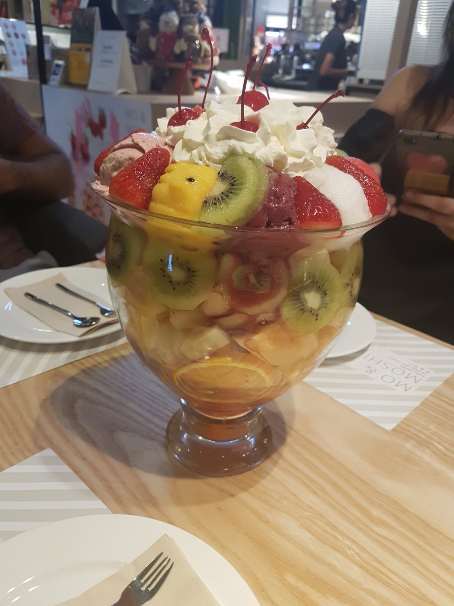 Lilli Riesen Eis Becher