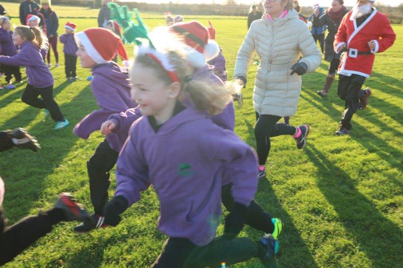 kingscourtsch's tweet photo. Parents braved the cold this morning as they joined their children for a Santa Run followed by a mince pie and coffee to warm up again! #christmas #santaruns https://t.co/x6kiDTEEYd
