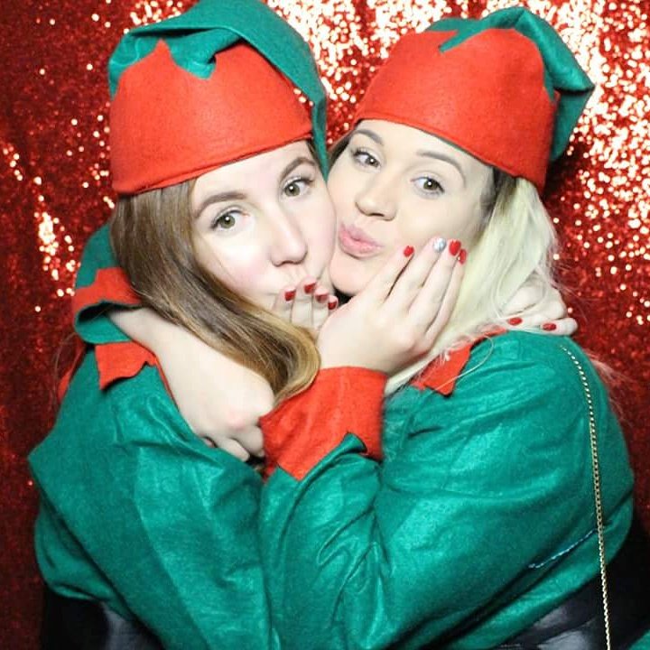 Bookings for dates in January 2018 now have a massive £100 off. Book now to avoid disappointment!

#selfie #weddings #brides #photobooth #Kent #groom #celebration #Christmas #birthday