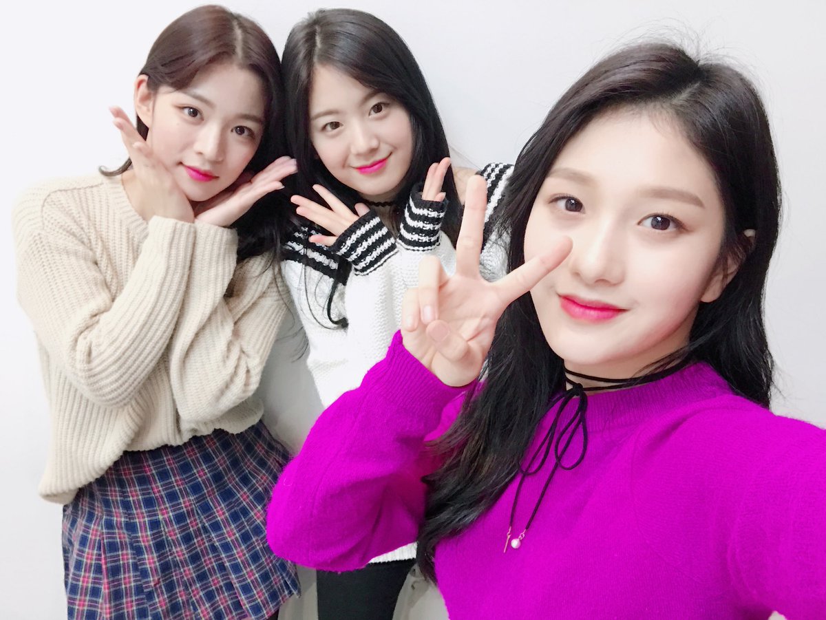 realfromis_9 tweet picture