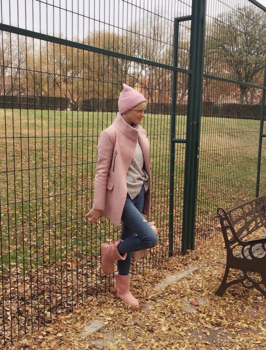 Rosa y gris 💕 os atrevéis? elvestidordejulieta.com/2017/12/08/ros…