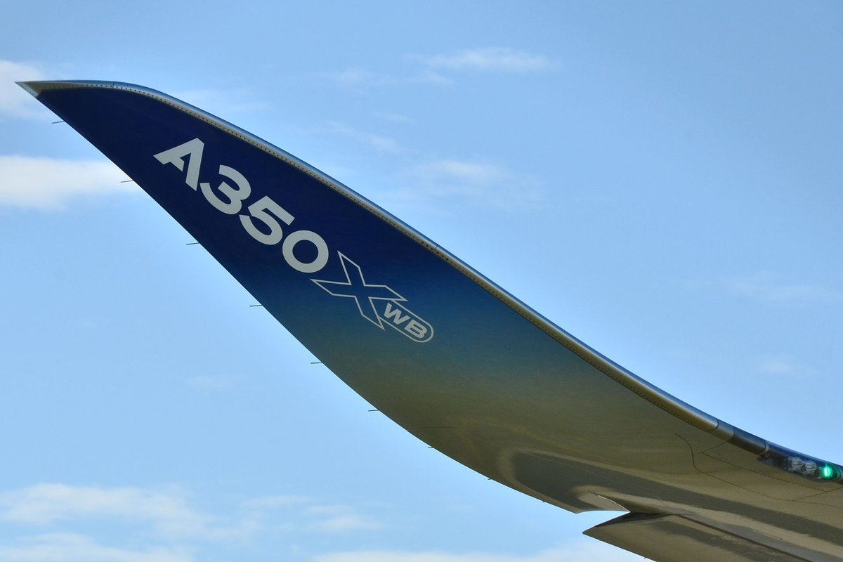 Askyair's tweet photo. Asky vient de passer la commande pour 4 A350-900 dont un sera livré avant la fin du mois de décembre.
#A350 https://t.co/kMI0iFT5j9