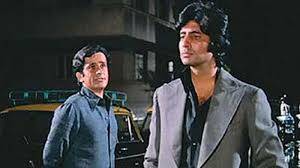 #Deewaar, known for its #iconic #dialogue is our #filmfriday recommendation this week. #ShashiKapoor #merepasmaahai #Bollywood #crime #drama #India #Indian #film