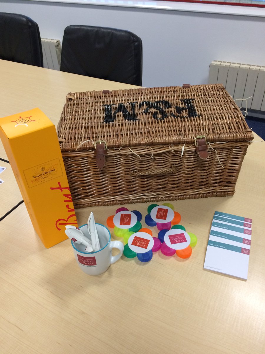 IngletonWood's tweet photo. @Chop_Bloc Well done to Paul Cooper @KemsleyLLP who won the @Fortnums #ChristmasHamper and Ross Wiltshire of @EllisonsLaw for winning the bottle of @VeuveClicquot in our #BusinessCardRaffle #IWClientReception #event #networking https://t.co/mzUGS9Xq3z