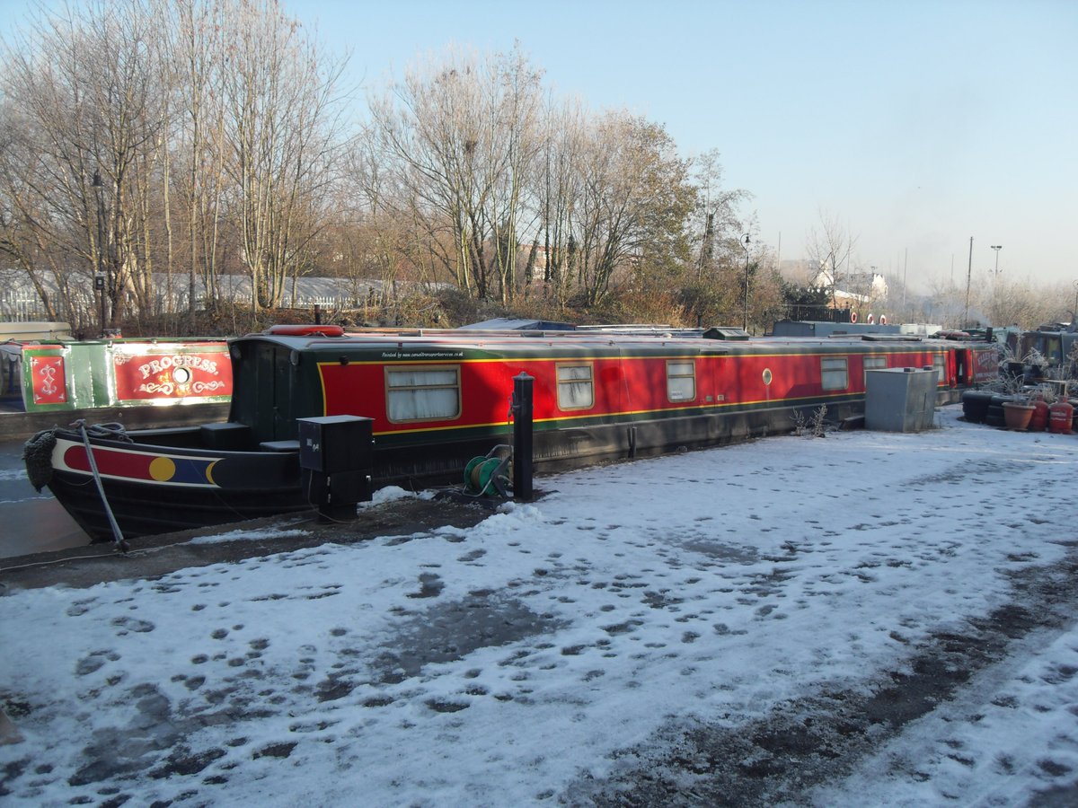 myellengee's tweet photo. Beautiful pictures of the #ellengee on a snowy day in her old colours #snow https://t.co/Xz6qiZ7aHp